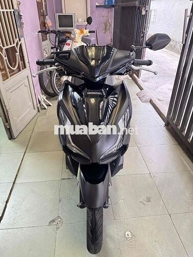 Bán xe lên Sh. Xe chính chủ 1 đời