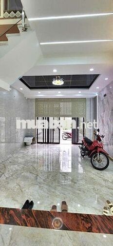 Cho thuê nhà mới tinh funll nôi thất giá 16tr 4p ngủ 5wc