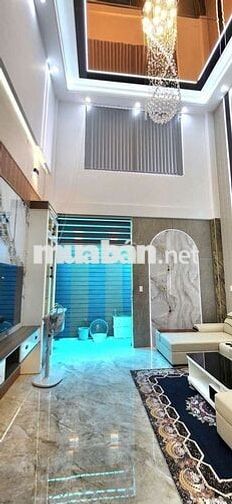 Cho thuê nhà mới tinh funll nôi thất giá 16tr 4p ngủ 5wc