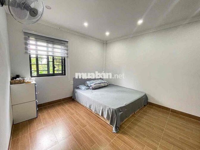 Nhà hẻm Yên Thế Bảo Lộc DT 90m2 Full thổ cư - Nhà mới 3 phòng ngủ