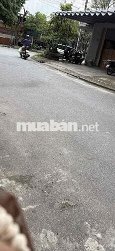 chinh chủ gửi bán đất tặng nhà kho , đường đoàn hữu trưng