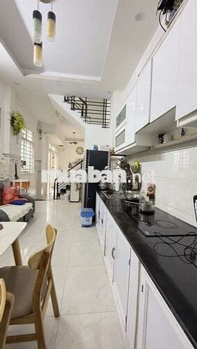 Hẻm xe hơi Lê Văn Thọ, 48m, 3 tầng, 4pn, giá 4,5 tỷ