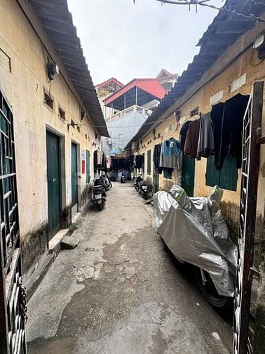 Bán gấp mảnh Đất 50m², mt 4.2m giá 13 tỷ phố Lạc Long Quân, Tây Hồ