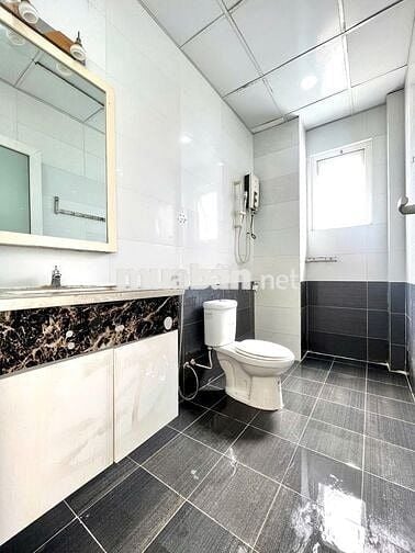 CĂN HỘ BAN CÔNG MỚI XÂY - 5P ĐI SÂN BAY CV GIA ĐỊNH