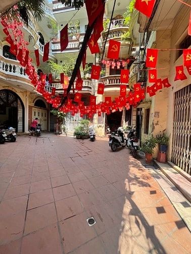 𝗖𝗛𝗜́𝗡𝗛 𝗖𝗛𝗨̉ 𝐁𝐀́𝐍 𝐍𝐇𝐀̀ 𝐋𝐎̀ Đ𝐔́𝐂 - 𝐂𝐀́𝐂𝐇 𝐇Ồ 𝐆ƯƠ