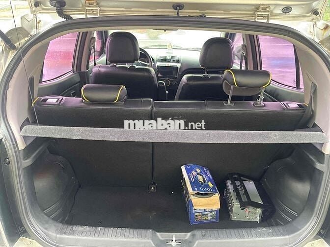 ae cần xe 5 chỗ đi lại ủng hộ e,xe ở vinh