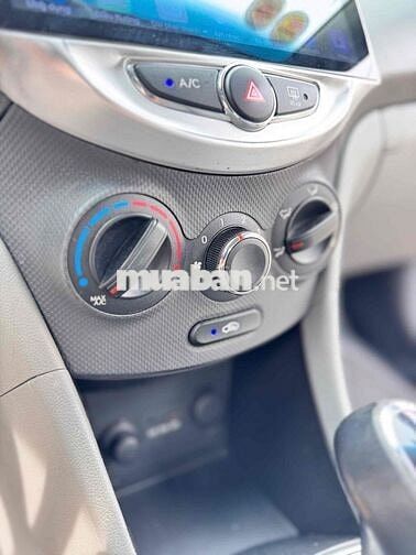 Hyundai Accent 2013 1.4 AT - 90000 km