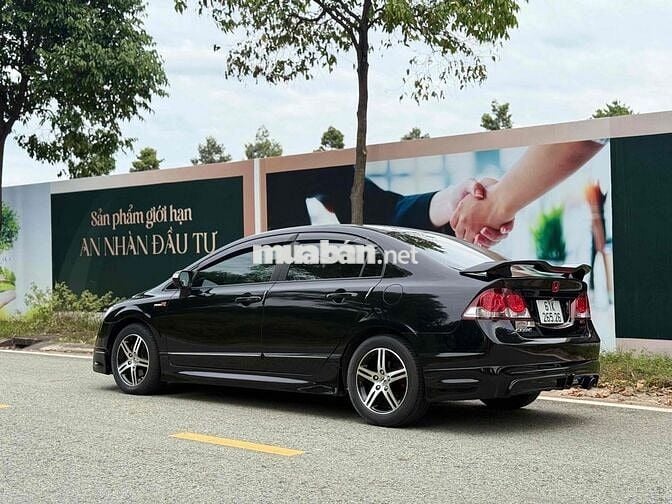 Honda Civic 2006 2.0 AT - 90 km