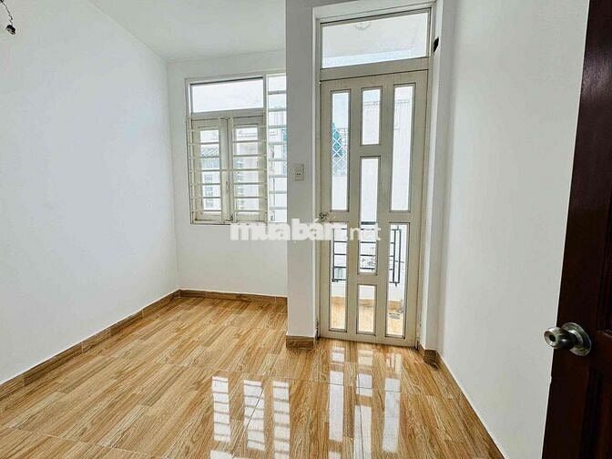 Sang hợp đồng nhà liền kề 1 trệt 2 lầu, 3Pn, 2wc