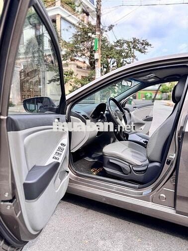 Hyundai Accent 2013 1.4 AT - 90000 km