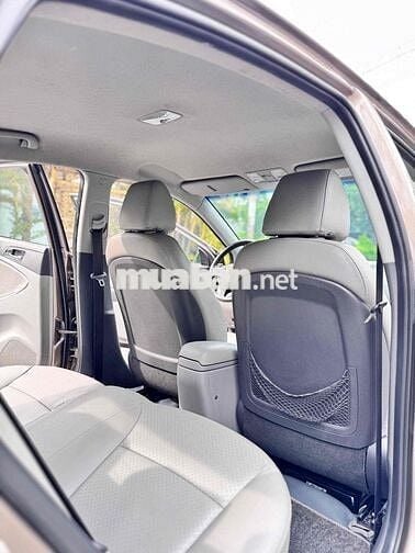 Hyundai Accent 2013 1.4 AT - 90000 km