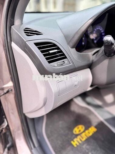 Hyundai Accent 2013 1.4 AT - 90000 km