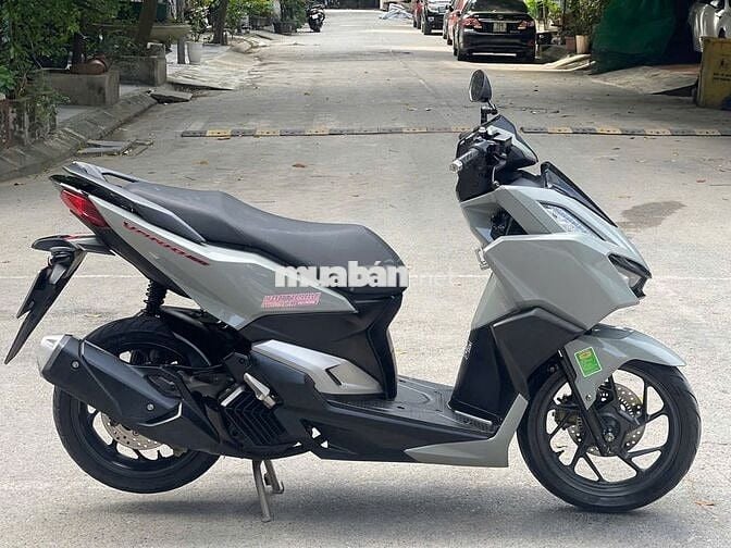 Honda Vario 160 ABS lướt keng