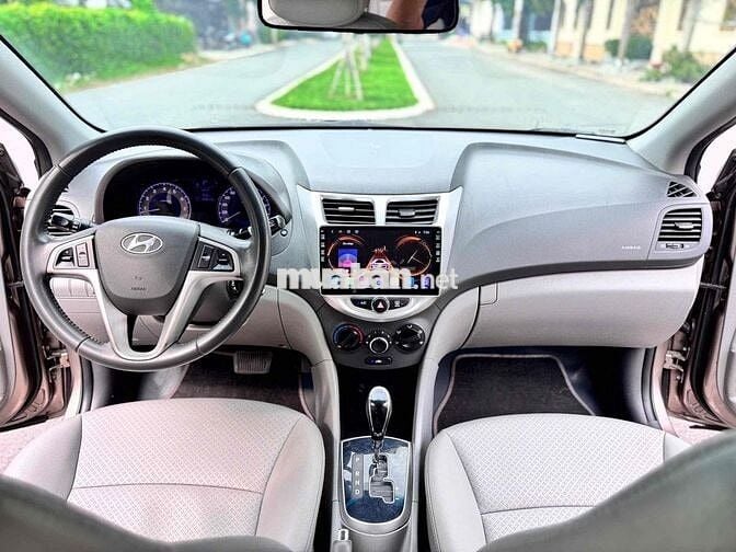 Hyundai Accent 2013 1.4 AT - 90000 km