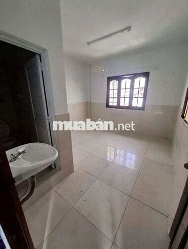 Nhà 1 Trệt 1 Lầu 2PN 4x10m Hẻm Huỳnh Tấn Phát Gần KCX Tân Thuận Q7