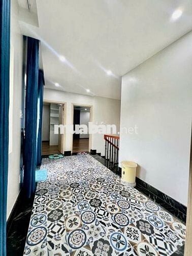 BIỆT THỰ MỚI ĐẸP,DT15*20M,1LAU,3PN,4WC,KHU DÂNCƯAN NINH TỐT CÓ BẢO VỆ