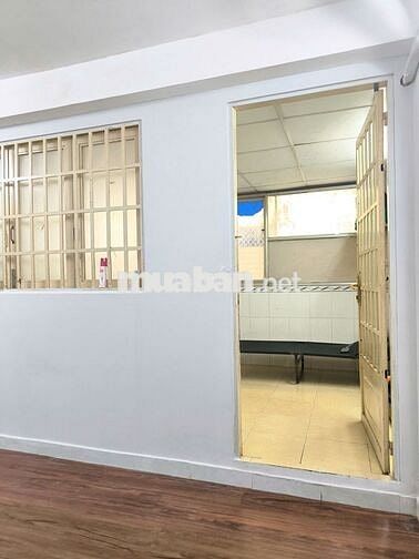 Phòng trọ 45m2 Huỳnh Văn Bánh, Phú Nhuận tiện ích cơ bản