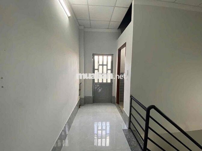 cho thuê nhà hẻm 257/ lê đình cẩn gần chợ - nhà đẹp xách va li vào ở