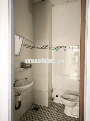 Phòng trọ 45m2 Huỳnh Văn Bánh, Phú Nhuận tiện ích cơ bản