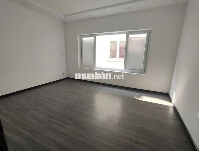 NHÀ ĐƯỜNG NGUYỄN MINH HOÀNG DIỆN TÍCH: 5X9M TRỆT 3 LẦU CHO THUÊ