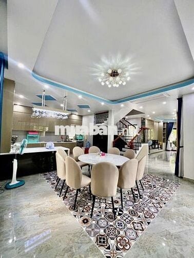 BIỆT THỰ MỚI ĐẸP,DT15*20M,1LAU,3PN,4WC,KHU DÂNCƯAN NINH TỐT CÓ BẢO VỆ