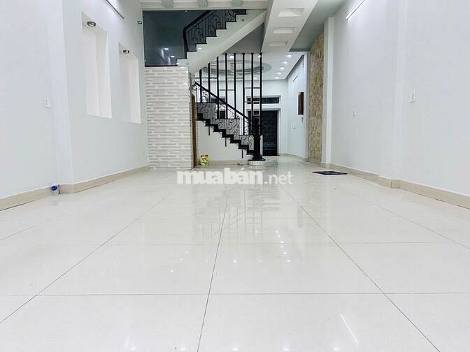 NHÀ ĐƯỜNG NGUYỄN TRỌNG TUYỂN DIỆN TÍCH: 5X20M TRỆT 3 LẦU CHO THUÊ