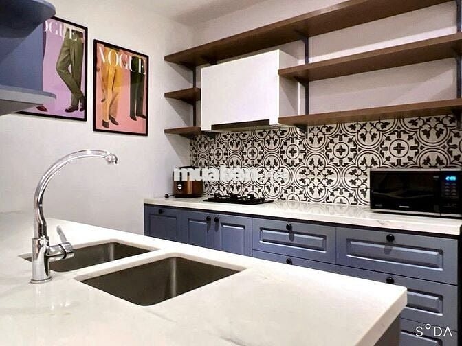 Còn duy n.h.â.t 1 căn 1PN view đông, có lô gia - 5 tỷ, SUNRISE CITY