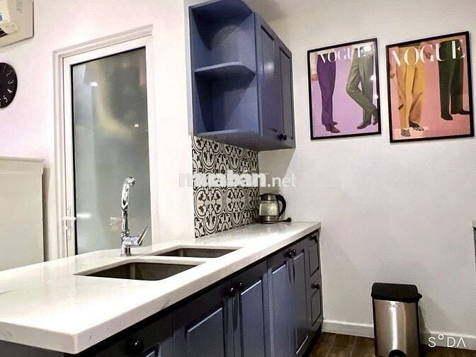 Còn duy n.h.â.t 1 căn 1PN view đông, có lô gia - 5 tỷ, SUNRISE CITY