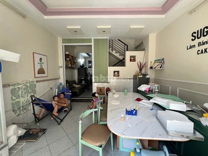 Nhà đẹp Bình Thạnh giáp Phú Nhuận, 82m2, ngang gần 5m, 2 tầng, ôtô sát