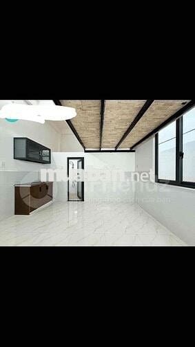 Pass phòng trọ tầng trệt có gác gần trường ĐH Nguyễn Tất Thành