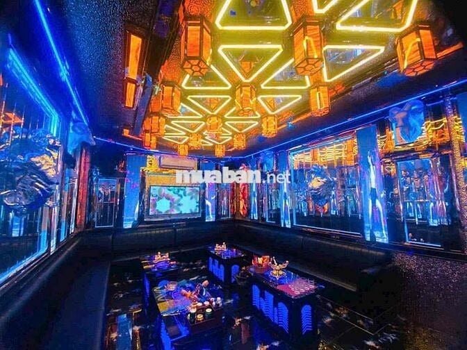 CẦN BÁN NHANH KARAOKE DANG HOẠT ĐỘNG CÓ THU NHẬP KHỦNG