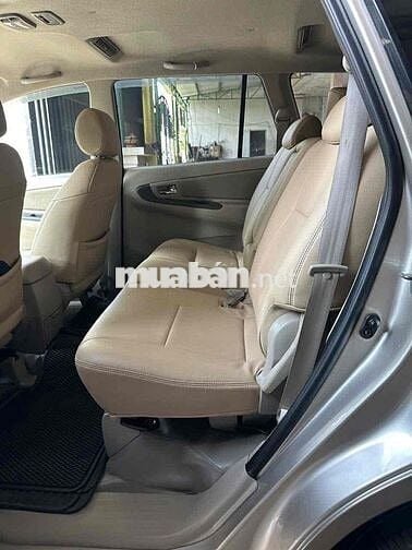 Bán Innova 2015 số sàn đi 63000 Km