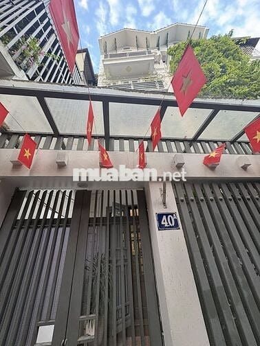 BÁN NHÀ HOÀNG HOA THÁM – TRUNG TÂM BA ĐÌNH--50M RA Ô TÔ TRÁNH