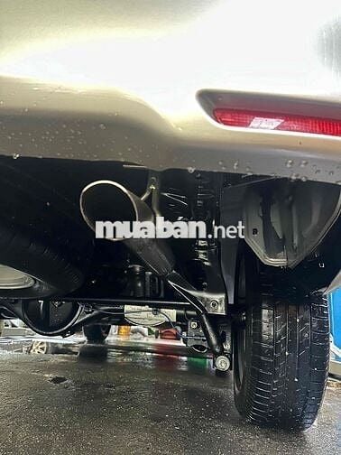 Bán Innova 2015 số sàn đi 63000 Km