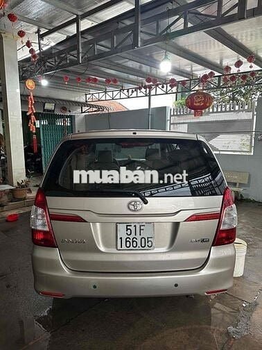 Bán Innova 2015 số sàn đi 63000 Km