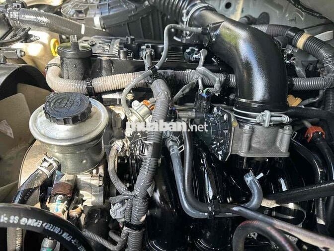 Bán Innova 2015 số sàn đi 63000 Km