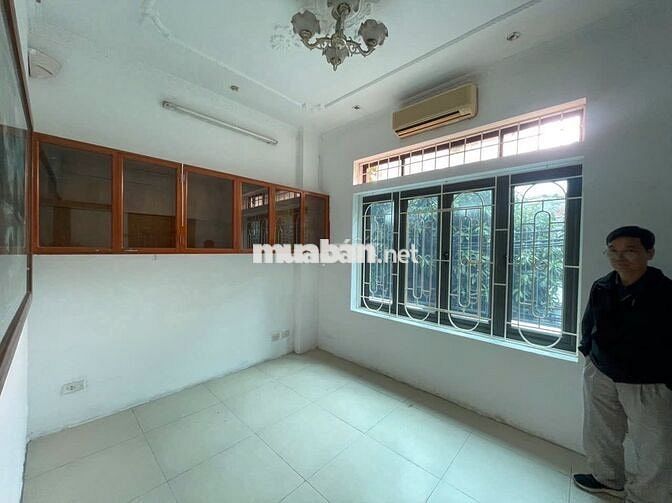 Cho thuê nhà 3 mặt thoáng, Nguyễn Văn Trỗi, Thanh Xuân, Hà Nội