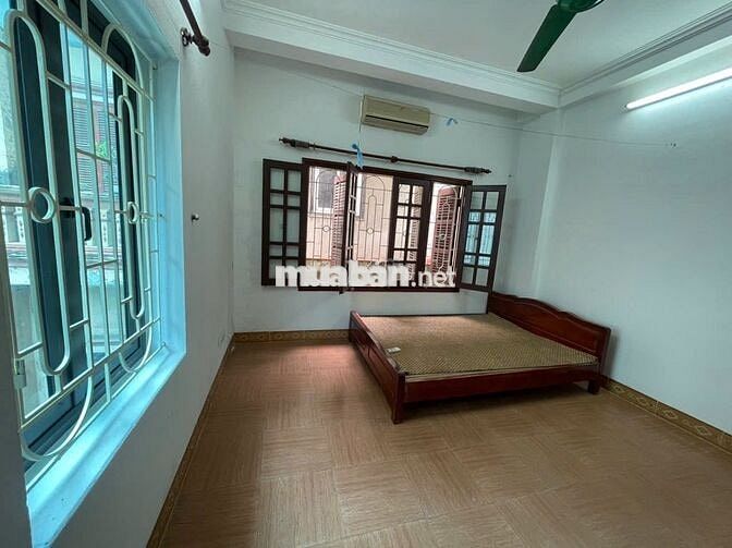 Cho thuê nhà 3 mặt thoáng, Nguyễn Văn Trỗi, Thanh Xuân, Hà Nội