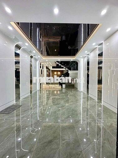 Nhà Mới Xây Đẹp DT 250m2 1Trệt 1Lửng 3Lầu 4Pn 6Wc Vỉa Hè Full Nội Thất