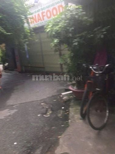 Chính chủ Cho thuê cửa hàng gần ngã tư Nguyễn Trãi khuất duy tiến,60m2