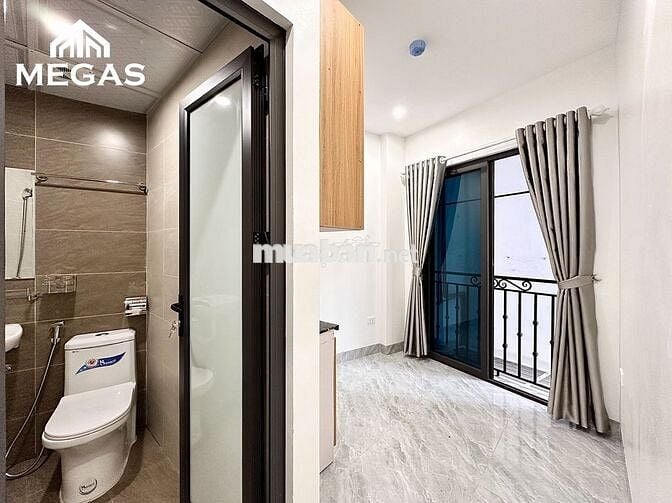 CHO THUÊ PHÒNG STU MỚI ĐẸP BAN CÔNG THOÁNG NGAY ĐH MỎ ĐỊA CHẤT