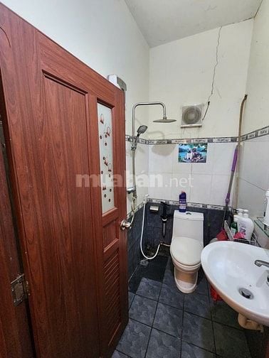 BÁN NHÀ HẺM XE HƠI CẠNH CHỢ NGUYỄN VĂN TRỖI ĐƯỜNG LÊ VĂN SỸ QUẬN 3