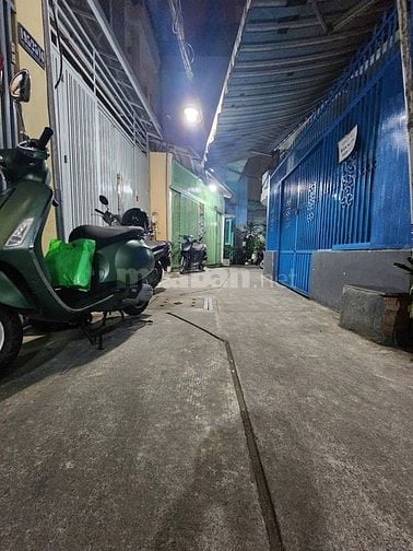 BÁN NHÀ HẺM XE HƠI CẠNH CHỢ NGUYỄN VĂN TRỖI ĐƯỜNG LÊ VĂN SỸ QUẬN 3