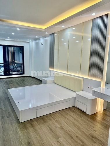 Bán nhà ngõ phố Trần Quốc Vượng Cầu Giấy Hà Nội 6,5 tầng thang máy 