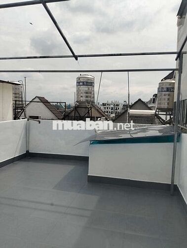 Cho thuê nhà tx 22 q12 giá 11tr 4p ngủ 4wc hẻm xe hơi