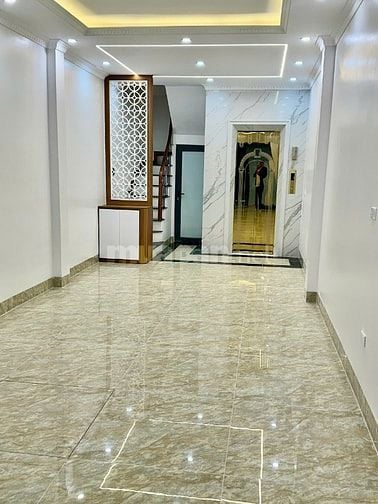 Bán nhà ngõ phố Trần Quốc Vượng Cầu Giấy Hà Nội 6,5 tầng thang máy 