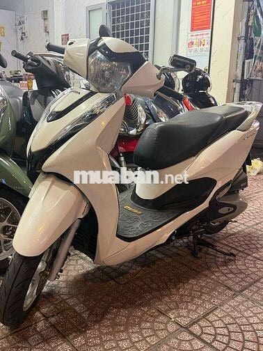 Honda Lead Trắng 4val/2022/9chủ ký