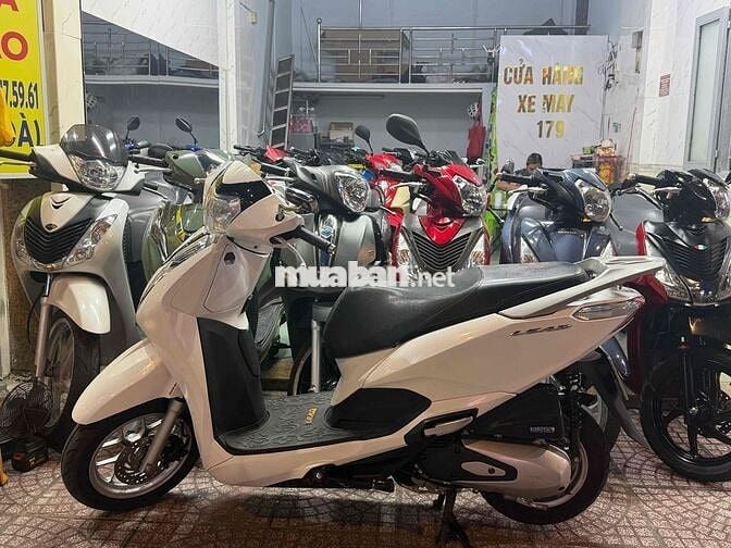 Honda Lead Trắng 4val/2022/9chủ ký