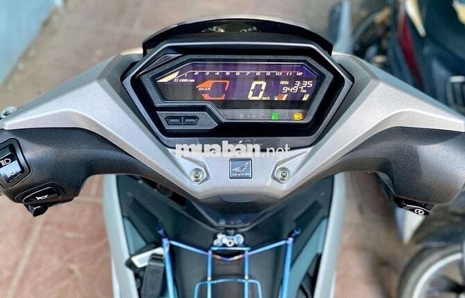 WINNER V3 ABS Date 2022 odo 9.500Km