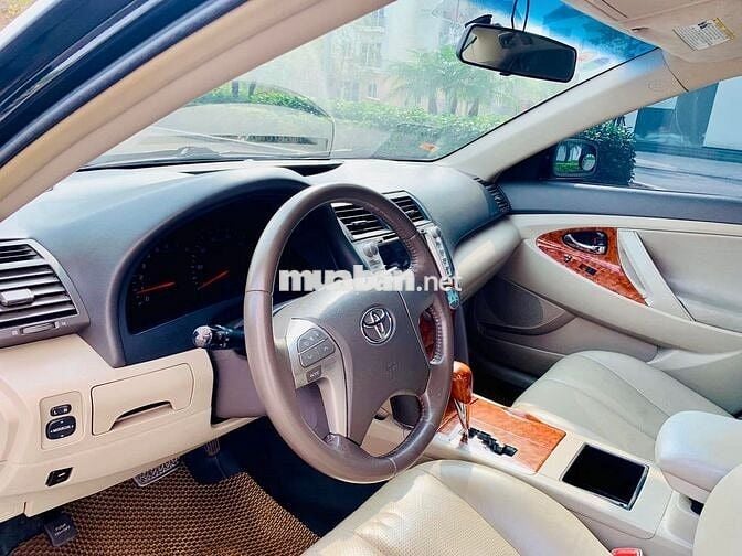 Toyota Camry LE 2007 Đen 102.000 km